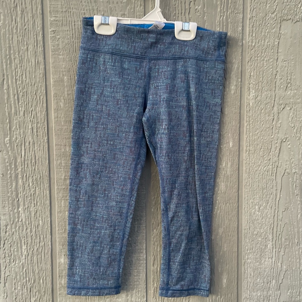 Ivivva Lululemon kids capris leggings sz 10